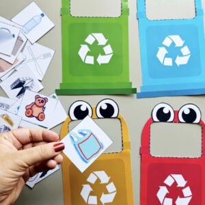 Painel de reciclagem atividade lúdica